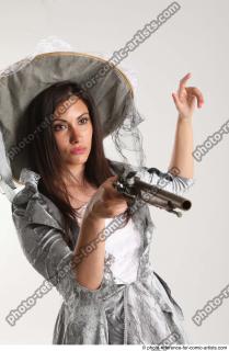 LUCI_AVIOL LADY WITH GUN